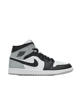 Air Jordan 1 Mid Light Smoke Grey
