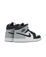 Air Jordan 1 Mid Light Smoke Grey