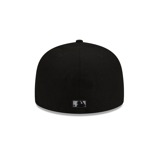 Chicago White Sox Cursive 59FIFTY Fitted Hat in Black and White - RecetaSneakers