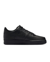 Nike Air Force 1 '07 in a "Triple Black" colorway - RecetaSneakers