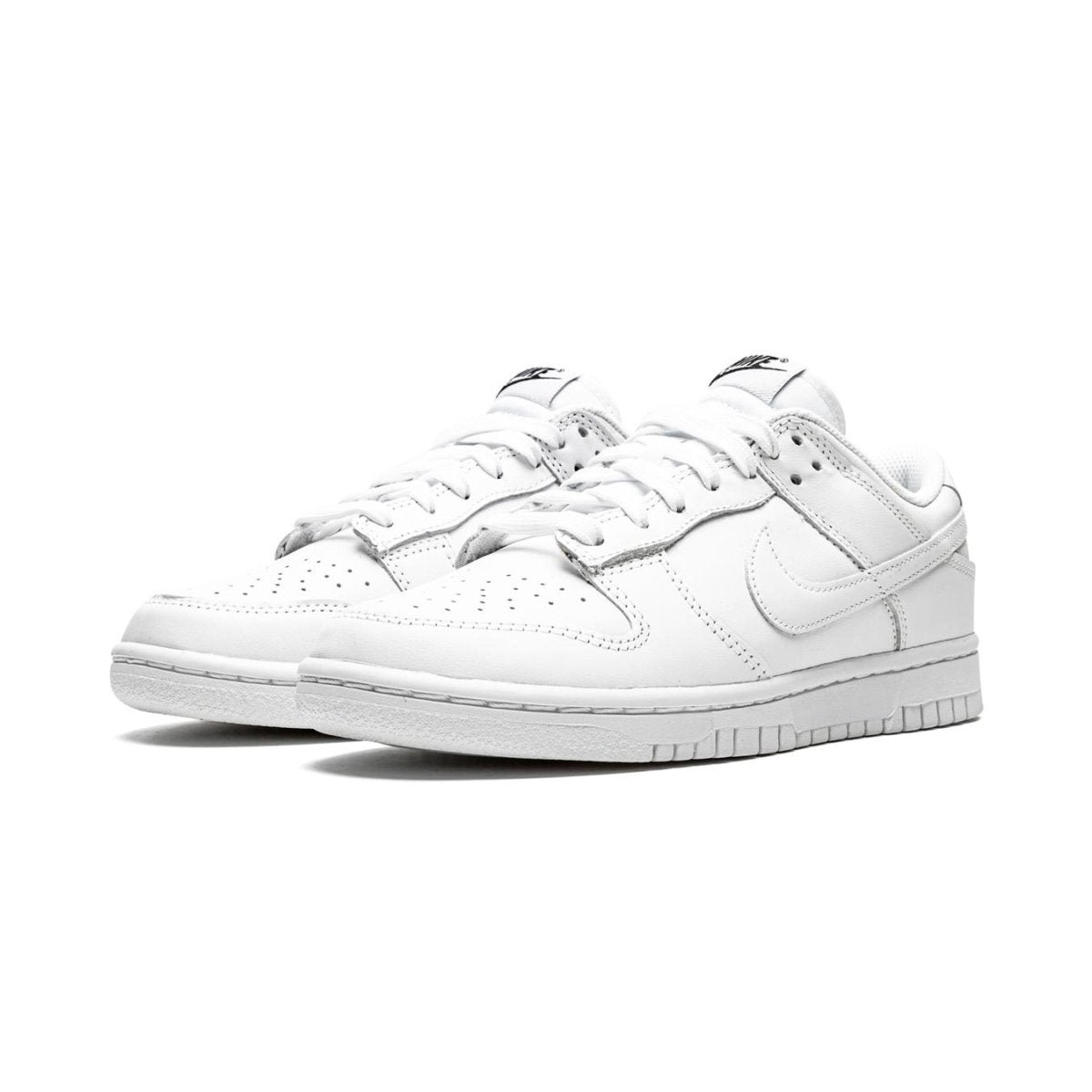Nike Dunk Low Triple White - RecetaSneakers