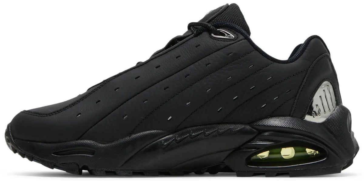 Nike NOCTA Hot Step Air Terra Triple Black - RecetaSneakers
